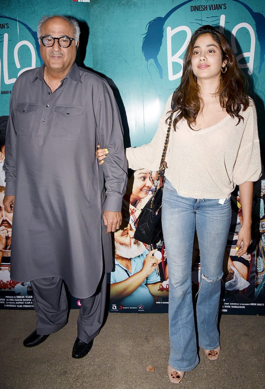 Janhvi Kapoor with dad Boney Kapoor