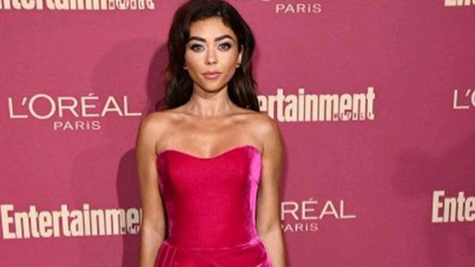 Sarah Hyland documents painful removal of derriere tattoo