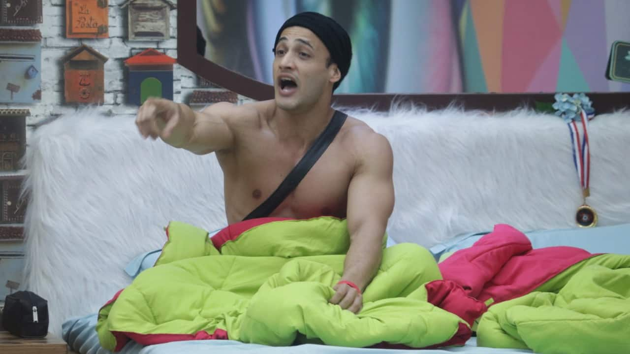 &#039;Bigg Boss 13&#039;: &#039;Vanilla&#039; Asim Riaz turns &#039;angry young man&#039;