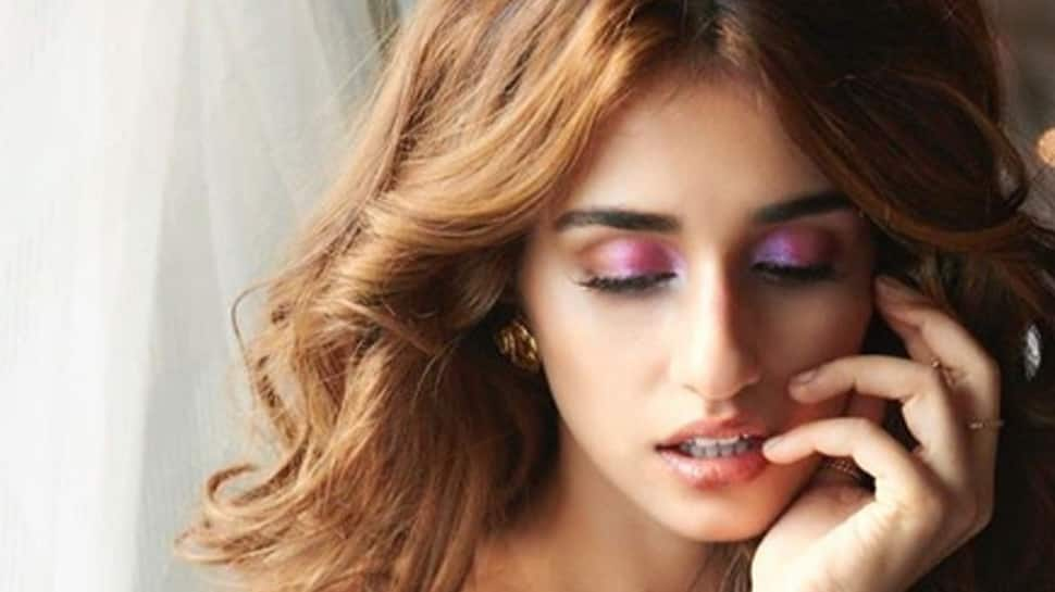 Disha Patani has serious makeup skills—Pic proof