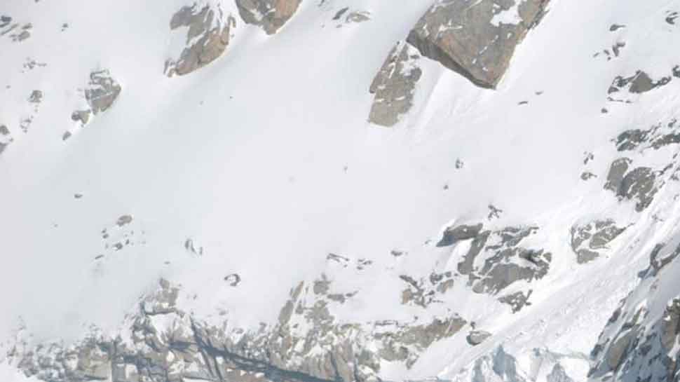 Avalanche hits Army positions in Siachen Glacier, some jawans trapped