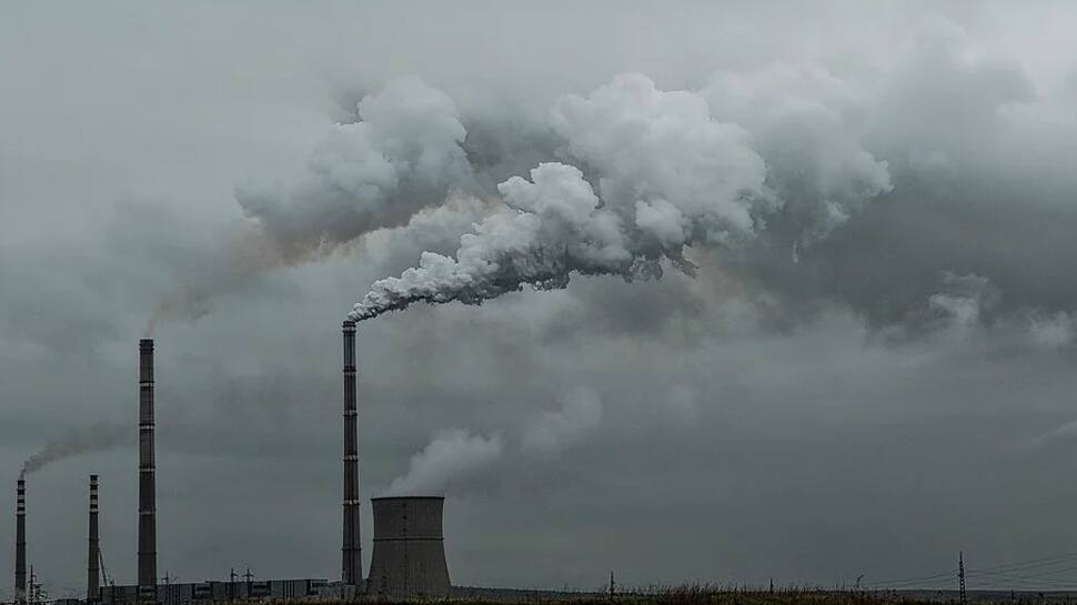 Greenhouse emissions hit new record, could bring &#039;destructive&#039; effects: UN