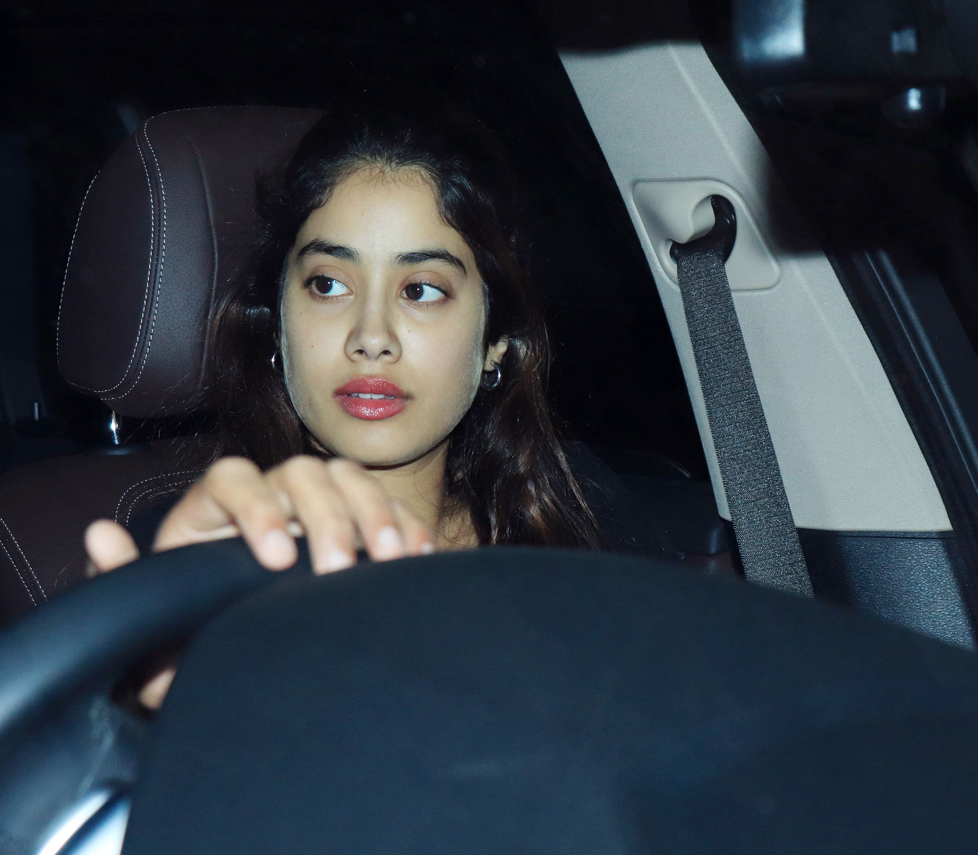 Janhvi Kapoor clicked in Mumbai