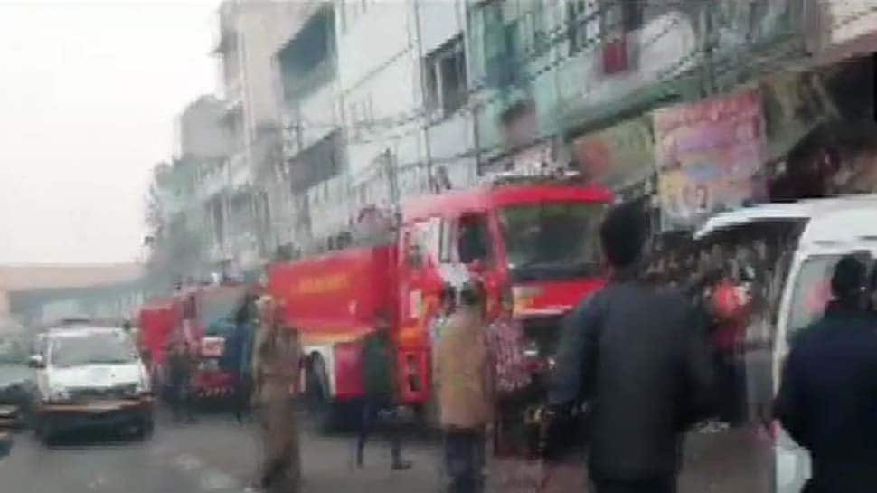 Fire breaks out at a house in New Delhi, 14 people rescued so far