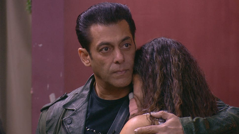 Bigg Boss 13, Weekend Ka Vaar: Salman Khan enters house to console Rashami and Arhaan