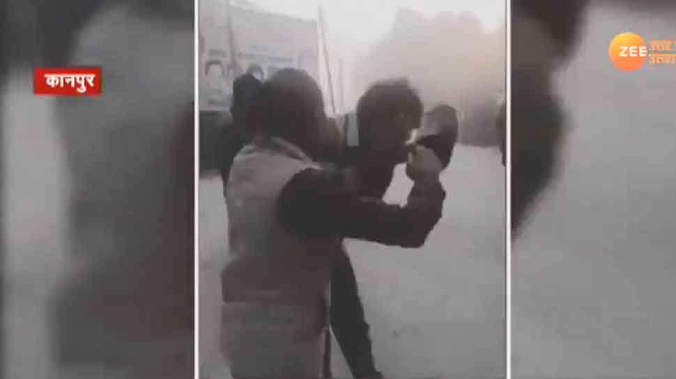 Female constable thrashes eve teaser with shoe in Kanpur — Watch video