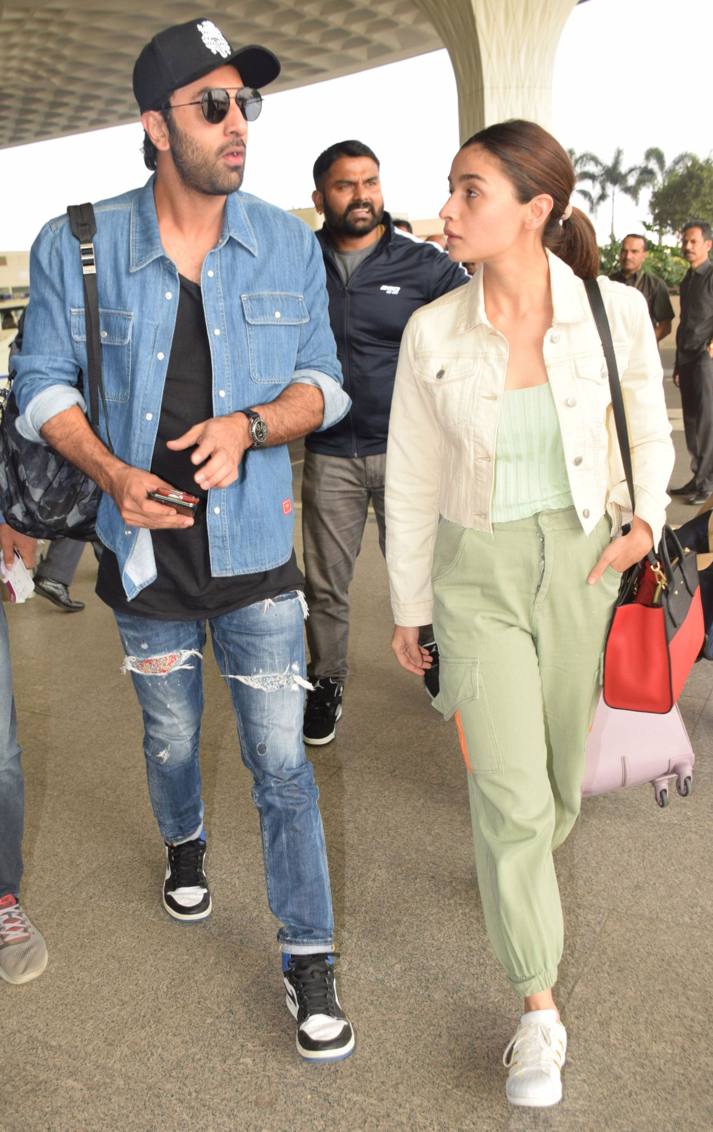 Photo Gallery Ranbir Kapoor Alia Bhatt Hit The Airport Together News Rania sabeh (born 1974), lebanese tv presenter and model. gallery ranbir kapoor alia bhatt hit