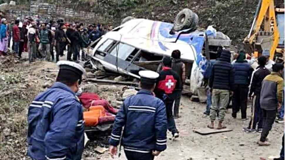 Nepal bus accident: Death toll rises to 14; six deceased identified