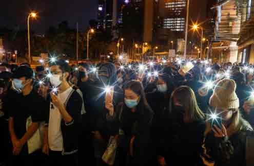 Hong Kong protests flare ahead of China`s President Xi meeting with city leader Carrie Lam