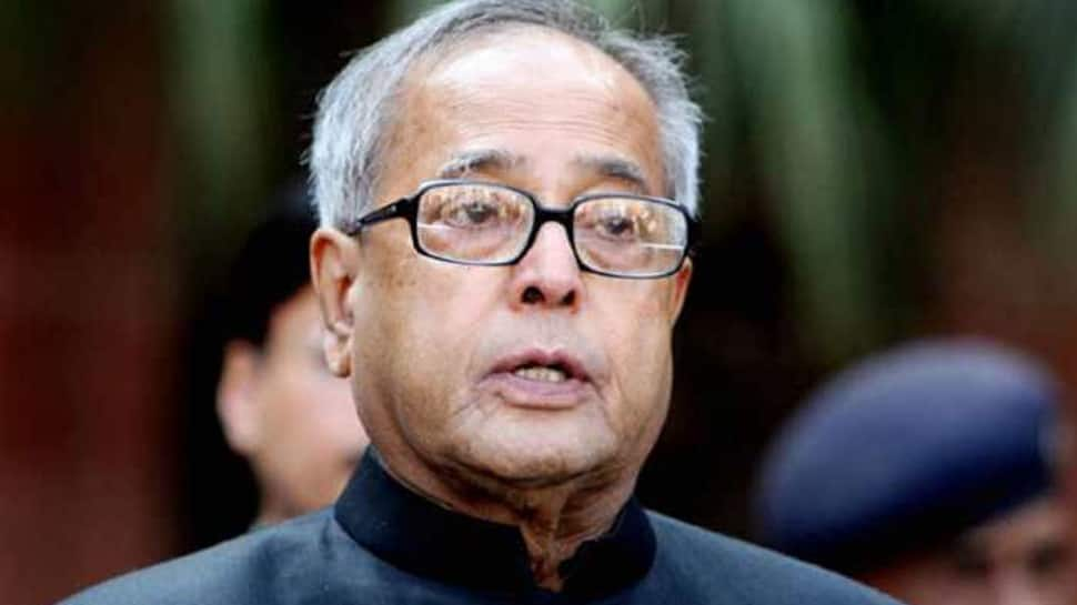 Lack of popular majority forbids you from majoritarian govt: Pranab Mukherjee