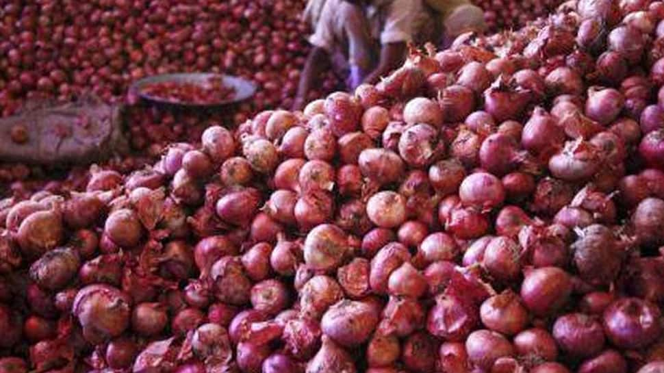 Govt to import additional 12,500 tonnes of onions from Turkey to ease retail prices