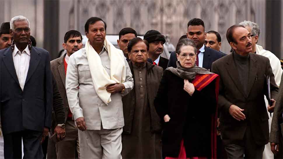 Anti-Citizenship protests: Sonia, Rahul Gandhi to lead Congress dharna at Delhi&#039;s Raj Ghat on Dec 22