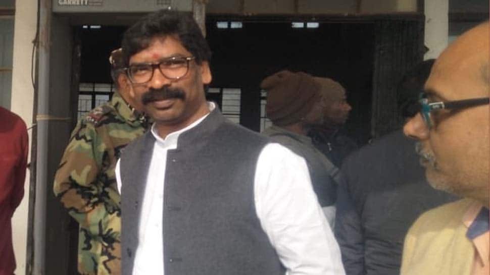Hemant Soren emerges from father&#039;s shadow, likely to be new CM of Jharkhand
