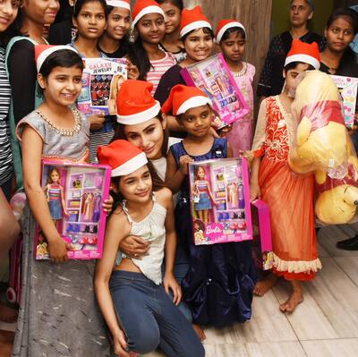 Mouni Roy with the kids 
