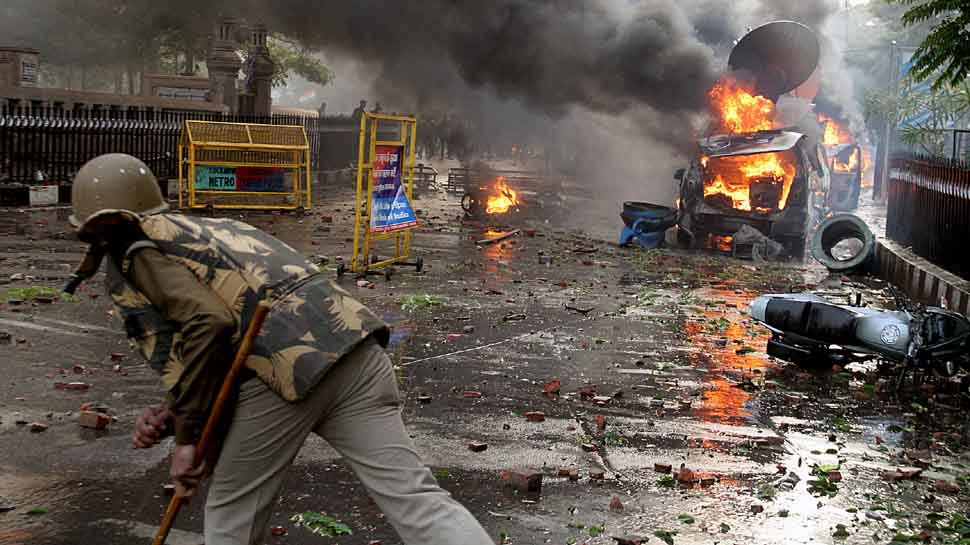 Anti-Citizenship Act protests: Islamic outfits, Kashmiri stone pelters behind violence, mayhem, say sources