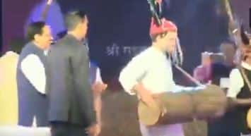 Rahul Gandhi performs tribal dance with Chhattisgarh CM Bhupesh Baghel - WATCH 