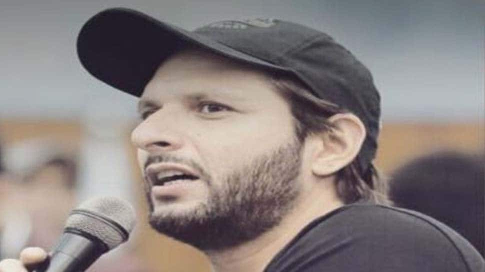 Shahid Afridi confesses he smashed TV after daughter imitated &#039;arti&#039;--Watch