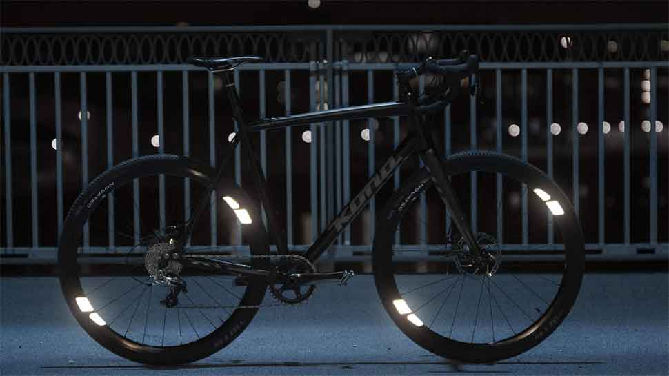 Radium lights in cycle tyres