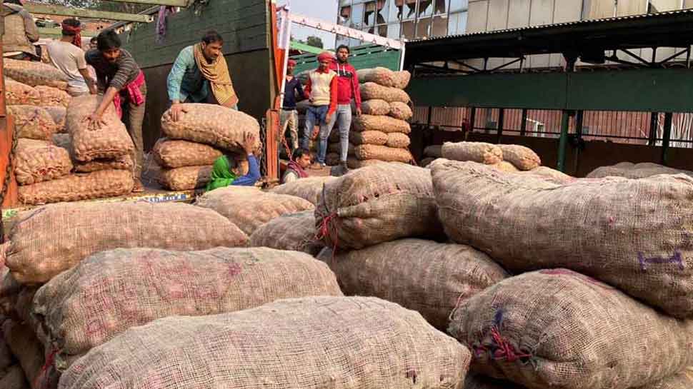 Onion prices may drop soon as fresh produce from Nashik reaches markets