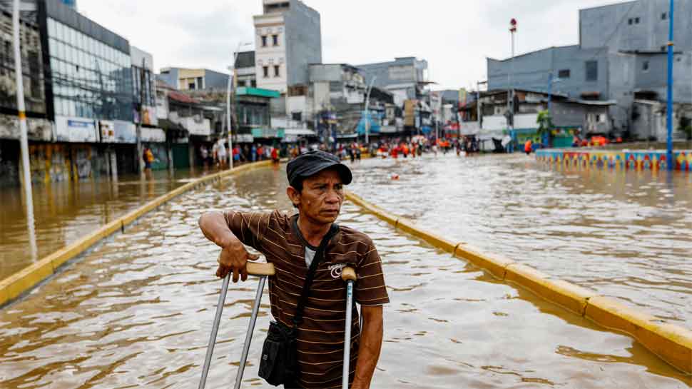 Jakarta flood death toll rises to 60; over 92,000 homeless