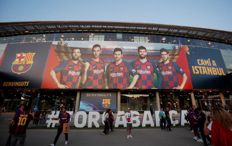 Barcelona break 800 million euros revenue barrier, topple Real Madrid from top of Football Money League