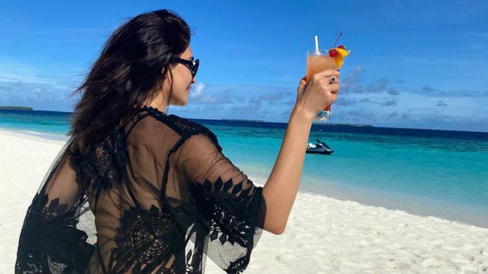 Karishma Tanna&#039;s throwback pics from Maldives is all about sun, sand and sea