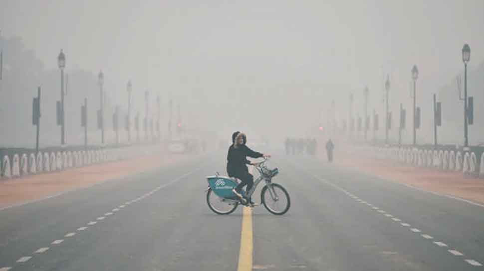 Cold wave grips Delhi, minimum temperature recorded at 7 degree Celsius