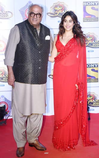 Janhvi Kapoor with father Boney Kapoor