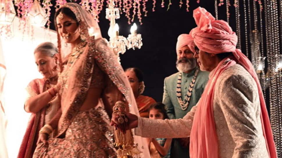 Entertainment News: Inside pics of Amitabh Bachchan, Jaya Bachchan holding &#039;bride&#039; Katrina Kaif&#039;s hand at wedding call for a freeze-frame!