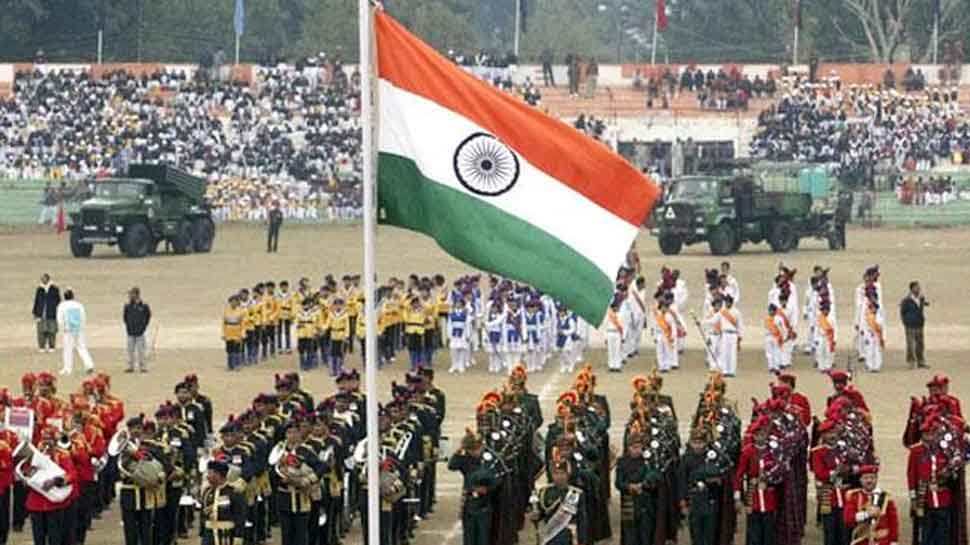 Tricolour in mosques, 700 km long human chain on Republic Day in Kerala