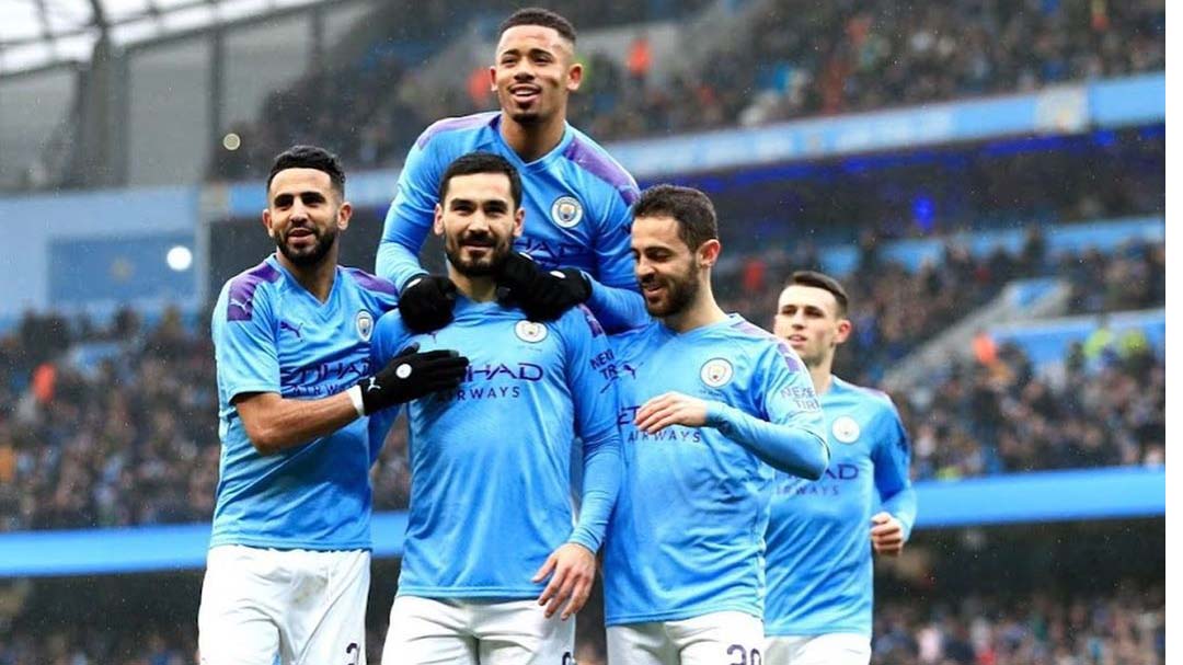Manchester City hammers 10-man Fulham in FA Cup fourth round