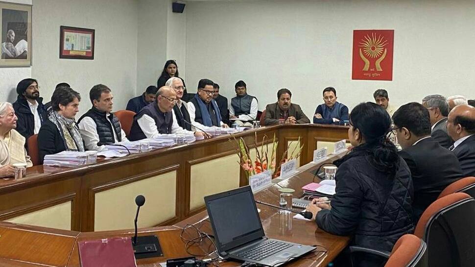 Rahul, Priyanka Gandhi visit NHRC office over police action on anti-CAA protesters in UP