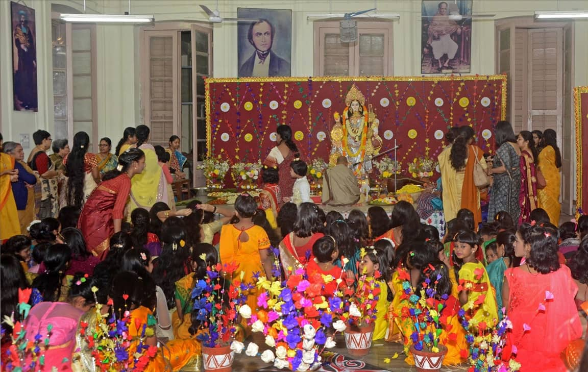 Saraswati Puja celebrations in Kolkata