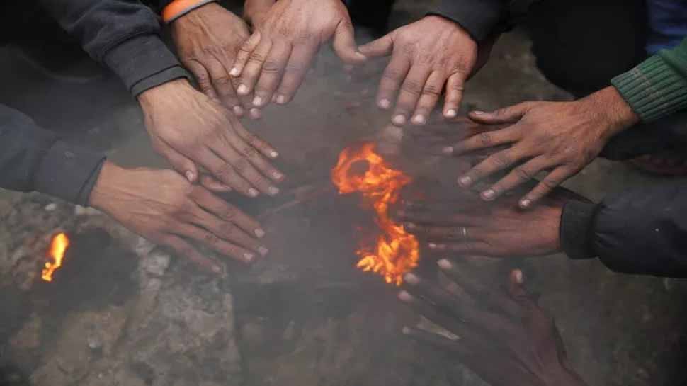 Cold conditions likely to continue in Punjab and Haryana, fog delays 15 trains in Delhi