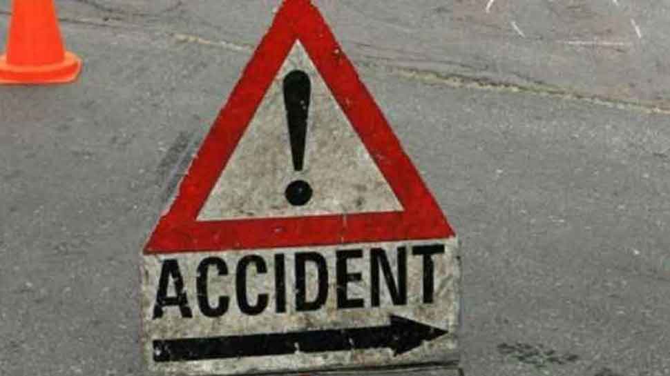 10 killed, seven injured as dumper collides with SUV in Maharashtra&#039;s Jalgaon
