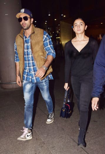 Ranbir Kapoor clicked with Alia Bhatt