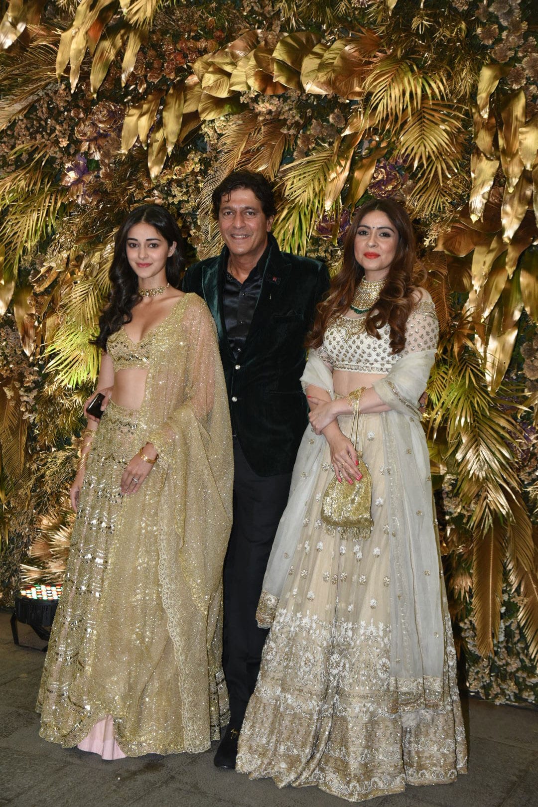 Chunky Pandey with family