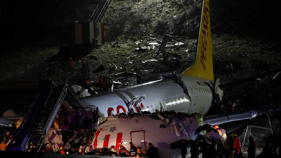 Plane skids off runway in Turkey, three killed and 179 wounded