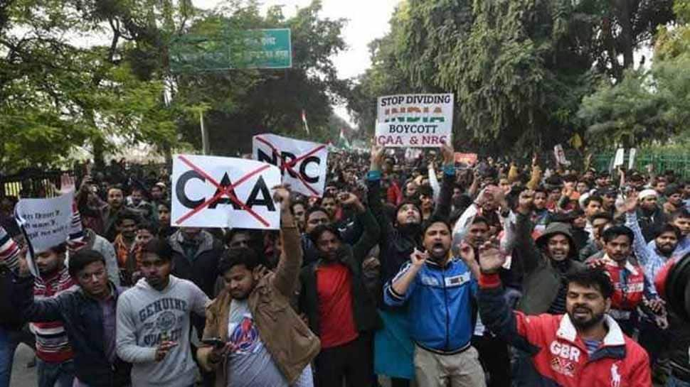 Delhi Police writes letter to Jamia University for removing protesters