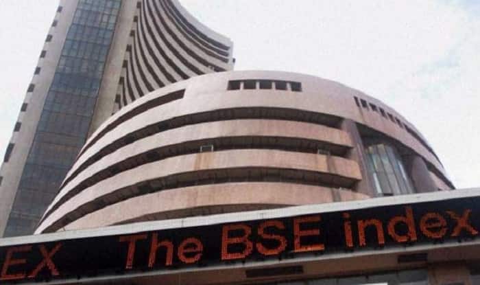 Sensex gains 163 points, Nifty closes at 12,137; SBI, YES Bank advance