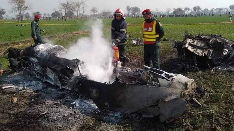 Pakistan Air Force jet crashes during routine training mission