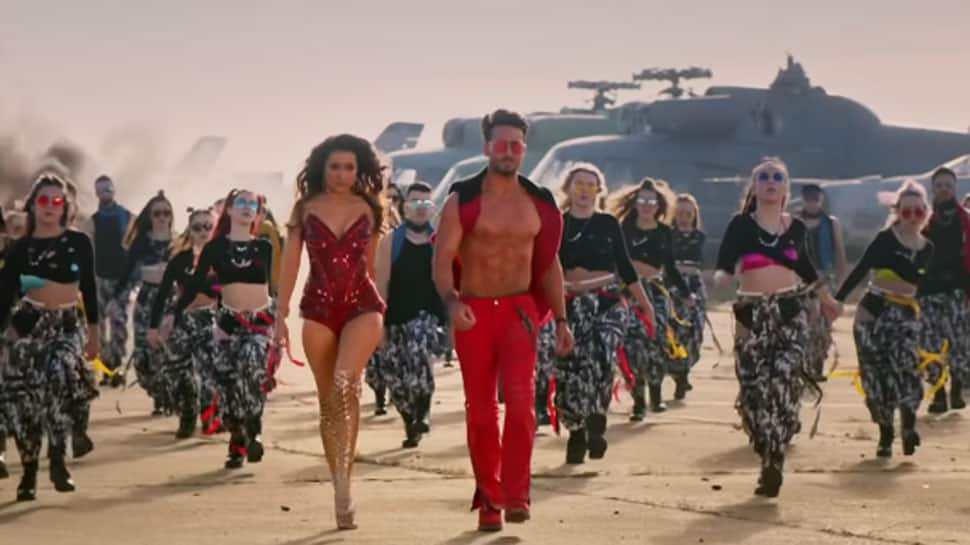 Entertainment News: Shraddha Kapoor glams up like Beyonce, Tiger Shroff flaunts abs in &#039;Dus Bahane&#039; song from &#039;Baaghi 3&#039; – Watch