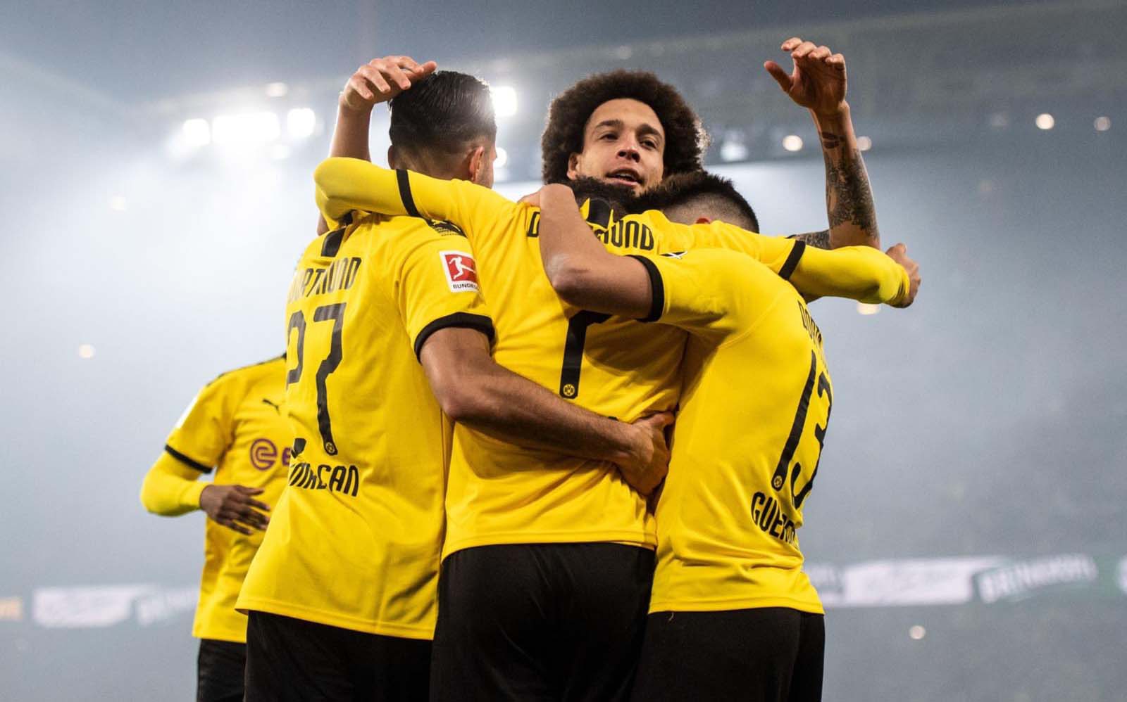Borussia Dortmund cruise past Eintracht Frankfurt 4-0 to go second in Bundesliga