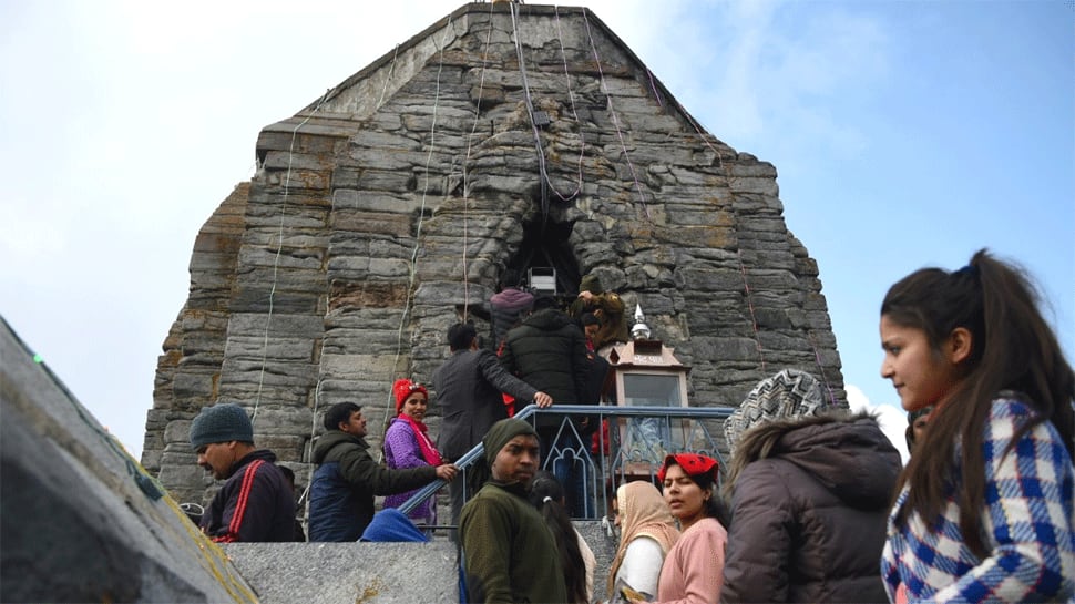 Srinagar&#039;s Shankaracharya Temple gets illuminated, on the occasion of Maha Shivratri