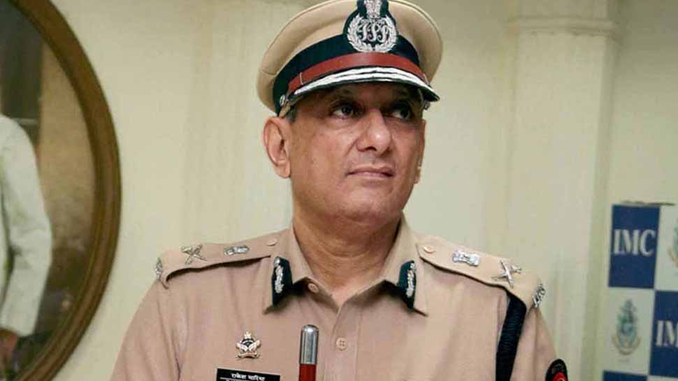 In tell-all book, ex-Mumbai Police chief Rakesh Maria claims he was unceremoniously transferred by Congress-NCP govt