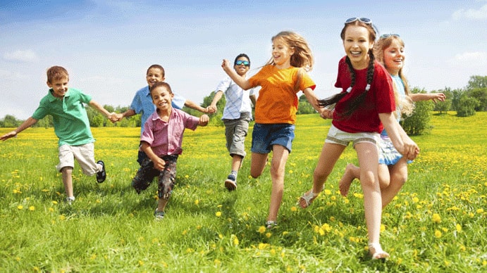 Staying connected to nature makes children happier, study suggests