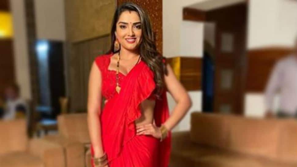 Aamrapali Dubey's pic in a red sari sets the internet ablaze - Check out! |  Bhojpuri News | Zee News