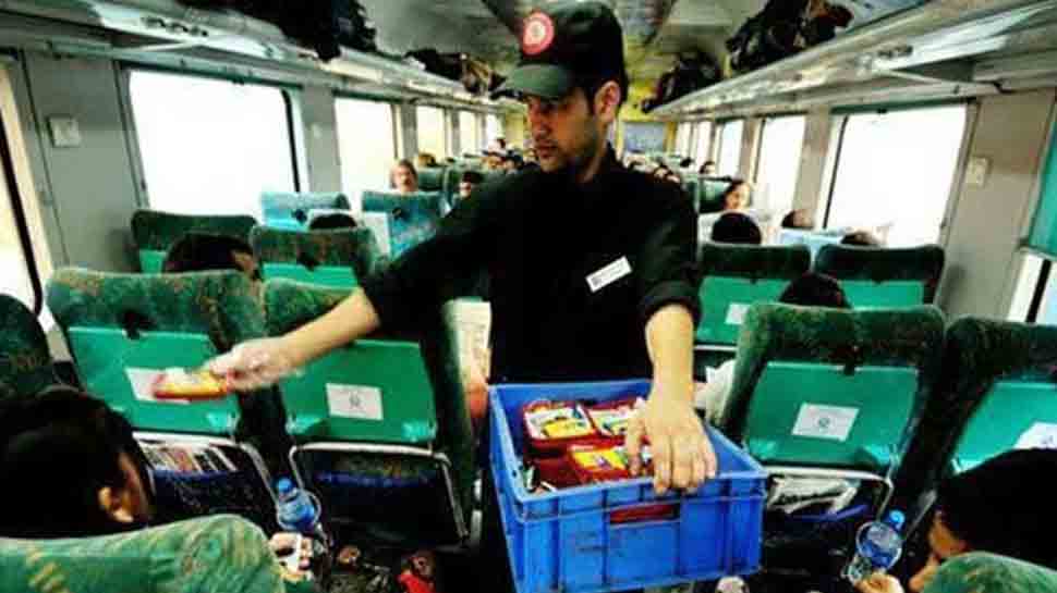 Indian Railways launches its first &#039;Restaurant on Wheels&#039;