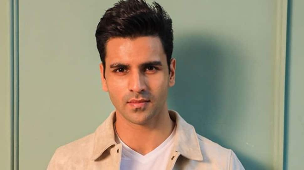 Vivek Dahiya salutes India's 'real heroes' Vivek Dahiya salutes India's 'real heroes'