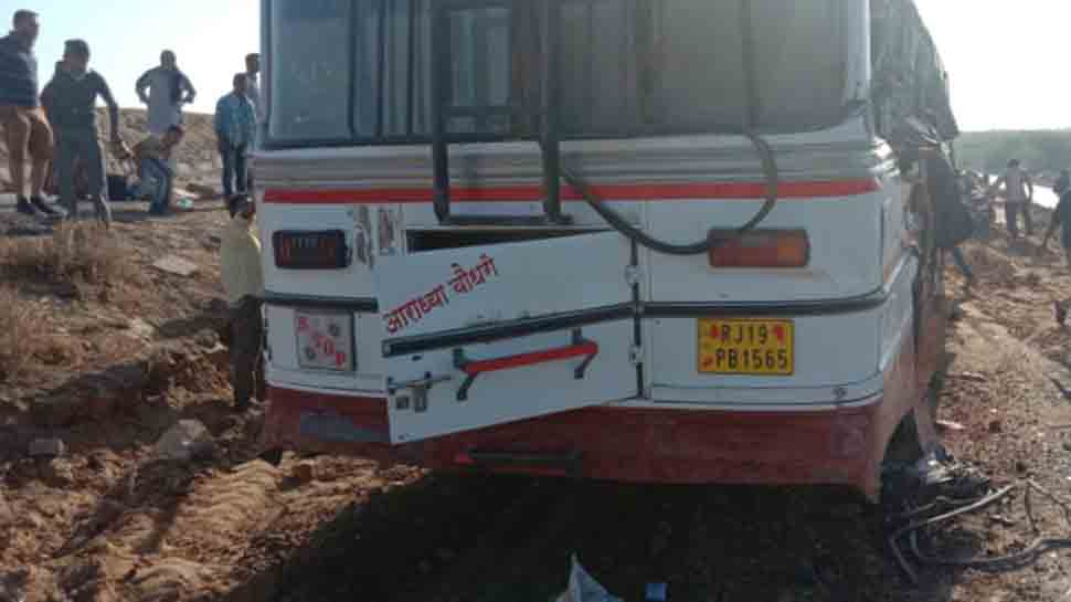 5 dead, 15 injured after bus collides with truck in Rajasthan&#039;s Ajmer